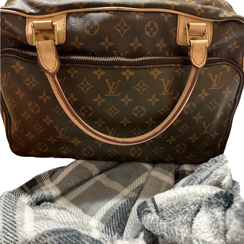 (Not Authentic) Designer Signature laptop Case